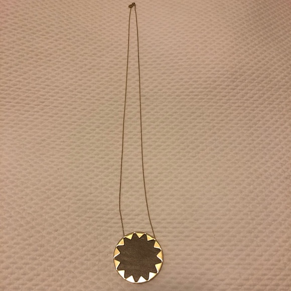 House of Harlow Necklace - Picture 3 of 4